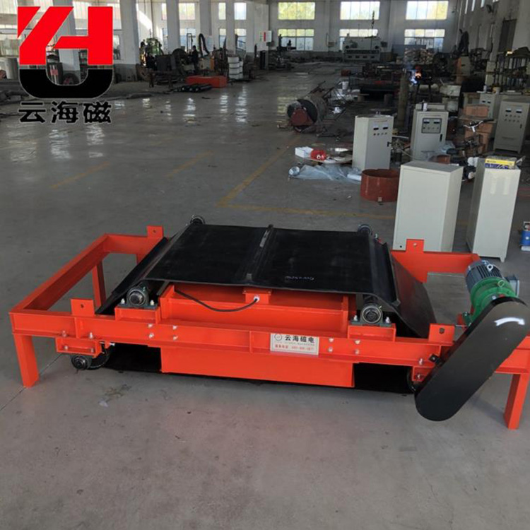 加工定制永磁自卸式油冷除铁器 全自动永磁除铁器 悬挂式电磁除铁器